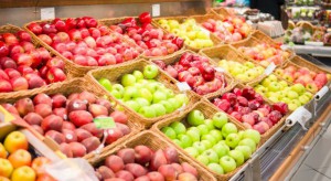 Embargo wpłynęło pośrednio na niższe ceny owoców i warzyw w sezonie 2014/15