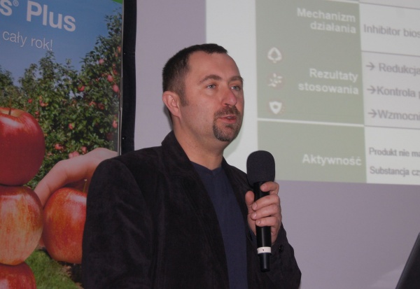 dr Jacek Lewko z BASF Polska/ fot. sadyogrody.pl BASF wprowadza nową formulację produktu, z grupy regulatorów wzrostu