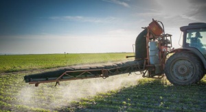 Europejscy rolnicy chcą przedłużenia zezwolenia na glifosat 