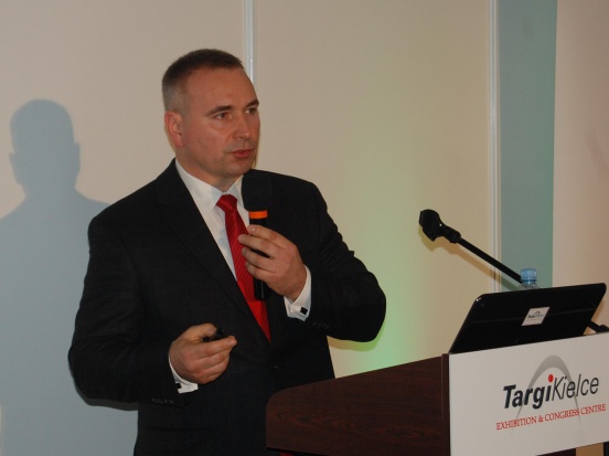 Krzysztof Krupa z firmy Syngenta, podczas 9. Konferencji Odmianowej/ fot. redakcja sadyogrody.pl Jak uzyskać jabłka wysokiej jakości, by sprostać wymaganiom rynku?