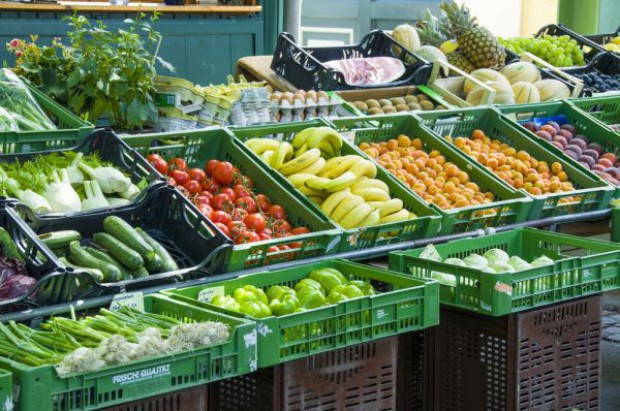 fot. shutterstock Biedronka stawia na polskie owoce i warzywa
