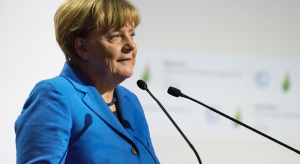 Merkel: UE powinna dążyć do umów handlowych z różnymi krajami