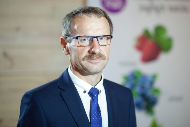 Ireneusz Komorowski, prezes Stowarzyszenia Plantatorów Borówki Amerykańskiej; fot. PTWP Plantatorzy borówek liczą na udane zbiory i wzrost popytu w kraju (wideo)