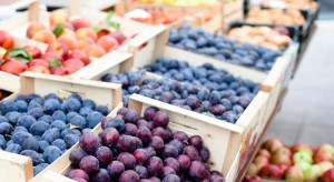 Konsumenci mocno odczują podwyżki cen owoców sezonowych