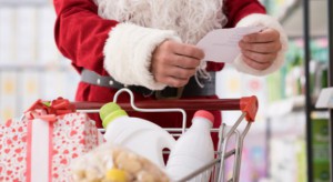 Koszyk cen: Oferta świąteczna w supermarketach droższa niż w roku ubiegłym