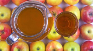 Holandia: Nowa maszyna do produkcji świeżego soku jabłkowego (wideo)
