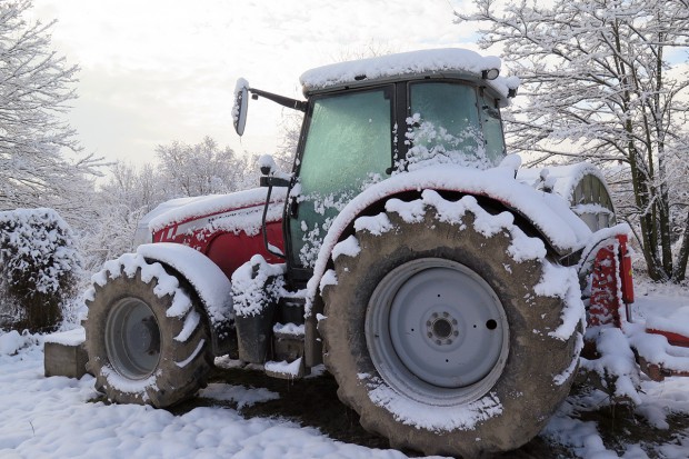 Fot. za Farmer.pl Jak zachować największą sprawność akumulatorów po zimie?