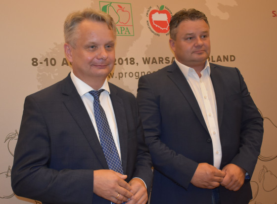 Mirosław Maliszewski, prezes Związku Sadowników RP, Waldemar Żółcik, prezes Unii Owocowej/ fot. sadyogrody Prognoza rekordowych zbiorów jabłek. Maliszewski: chcemy racjonalnie zagospodarować produkcję