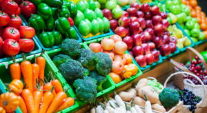 Koszyk cen: Supermarkety podniosły ceny owoców i warzyw