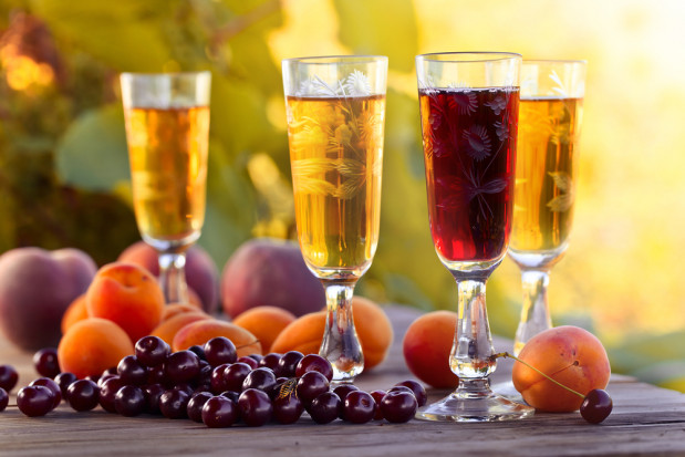 Produkcja win owocowych po siedmiu miesiącach niższa niż w 2017 roku