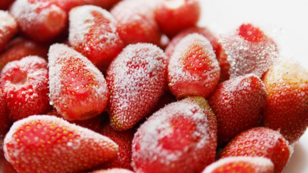fot. shutterstock.com Droższe importowane truskawki z Chin wpływają na poziom cen w UE