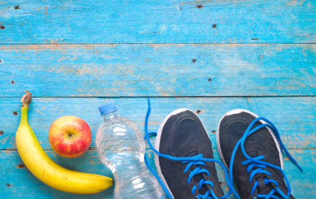 fot. shutterstock Owoce i warzywa powinny znaleźć się w diecie każdego sportowca