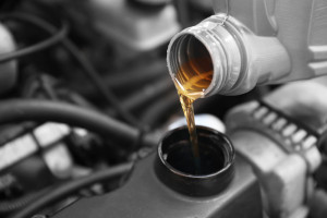 Jakimi zasadami kierować się przy doborze olejów silnikowych?
