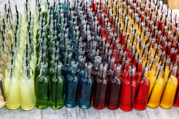 fot. shutterstock.com KUPS i KZGPOiW postulują utrzymanie podatku VAT na nektary i napoje na dotychczasowym poziomie
