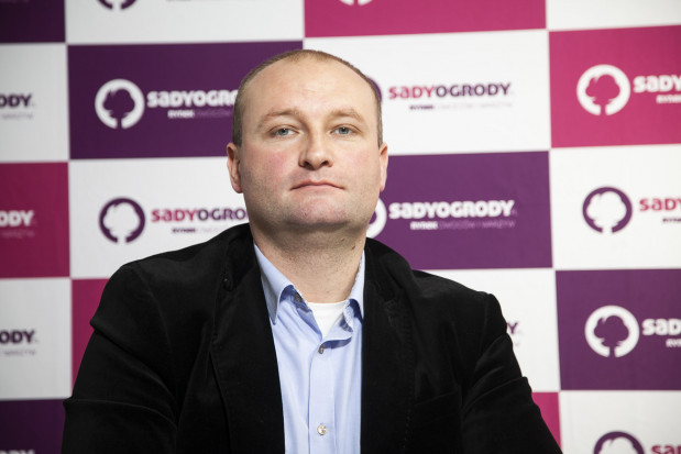 Jan Kozerski, właściciel Gospodarstwa Szkółkarskiego w Dębowej Góry k. Skierniewic Odmiany jabłoni – jakie sadzić? (wideo)