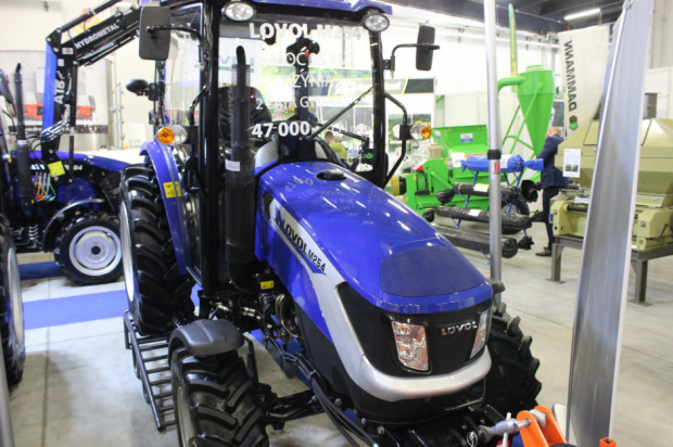 fot. farmer.pl Ciągniki Lovol z Chin na kieleckim Agrotechu