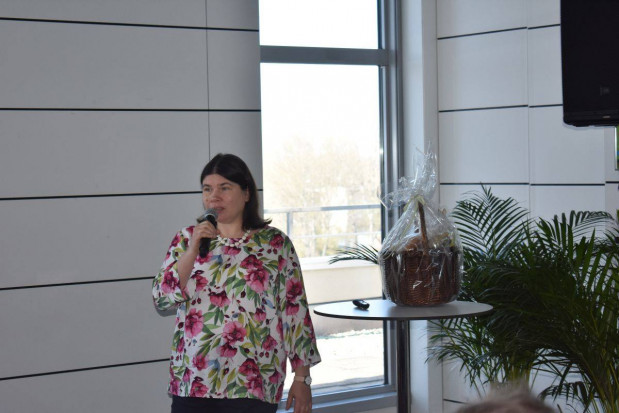 Iwona Krych-Stec/ fot. sadyogrody.pl Nowa zaprawa nasienna i odmiany rzepaku w ofercie firmy Bayer (zdjęcia)