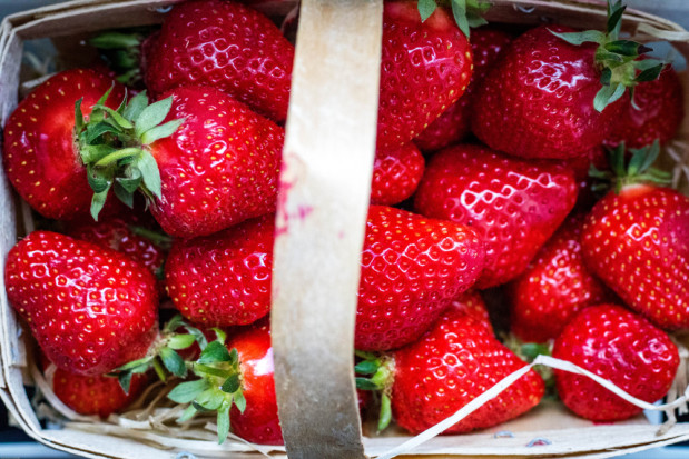 fot. shutterstock Duży spadek cen truskawek na Giełdzie Goławin