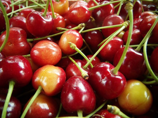 fot. pixabay.com Ceny czereśni dochodzą do 35 zł/kg. Za maliny zapłacimy 55 zł/kg