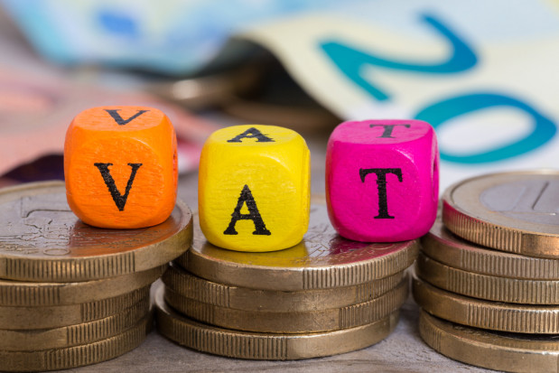 fot. shutterstock VAT na napoje wzrośnie? Rząd wróci do prac nad projektem