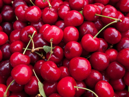 fot. shutterstock Skup owoców 2019: Wyższe ceny malin, wiśni i czarnych porzeczek