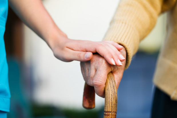 fot. shutterstock.com KRUS: Świadczenie uzupełniające dla osób niezdolnych do samodzielnej egzystencji