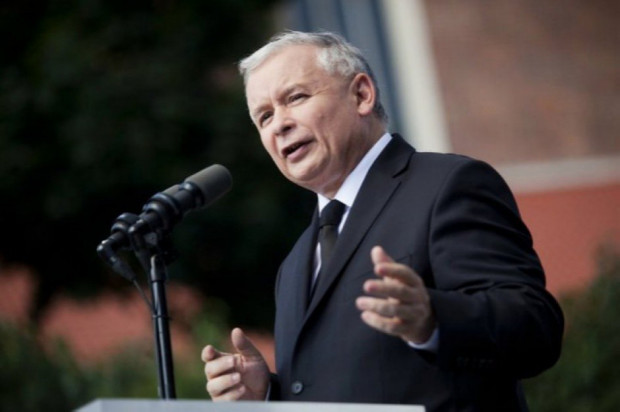 Jarosław Kaczyński Kaczyński: PiS gwarantuje, że rolnicy będą mieli takie dopłaty, jak np. Niemcy