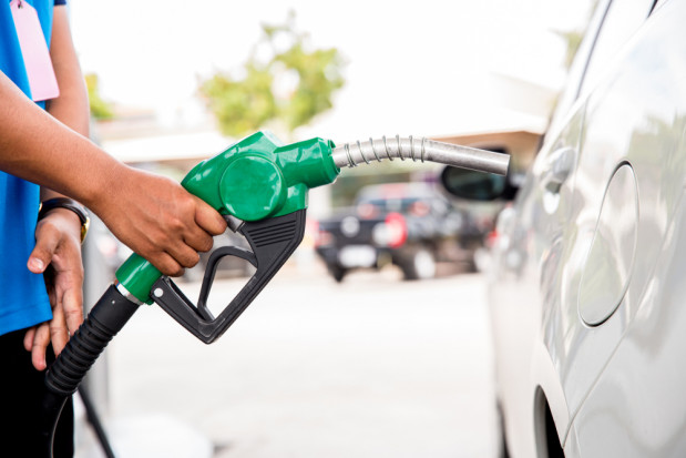 Analitycy: W najbliższym tygodniu ceny benzyny bez zmian; diesel i autogaz w górę