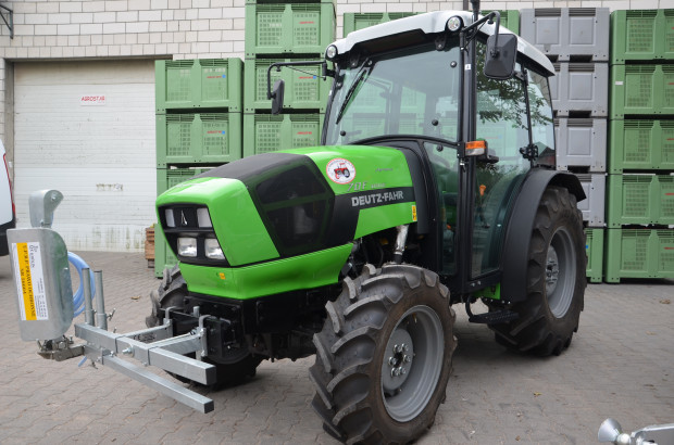 Agroplus F Keyline to maszyna zoptymalizowana pod kątem ceny – nie brakuje tu jednak ciekawych i nowoczesnych rozwiązań. Ciągnik sadowniczy w wersji Economy cz. I
