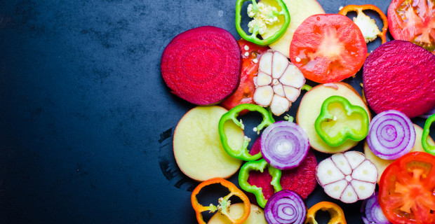 fot. shutterstock.com Co kryje się za kształtem niektórych warzyw i owoców?