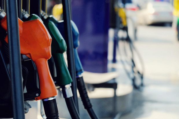 fot. shutterstock Cena oleju napędowego rośnie. Diesel jest droższy, niż benzyna