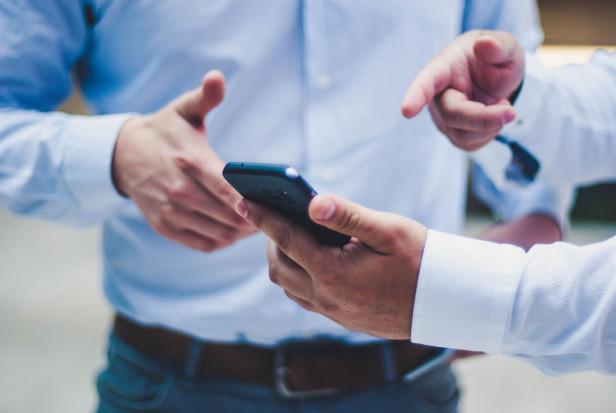 Bezpośredni kontakt z ARiMR i powiatowymi biurami Agencji będzie utrudniony; fot. unsplash.com ARiMR: W związku z koronawirusem kontakt tylko telefonicznie bądź pisemnie