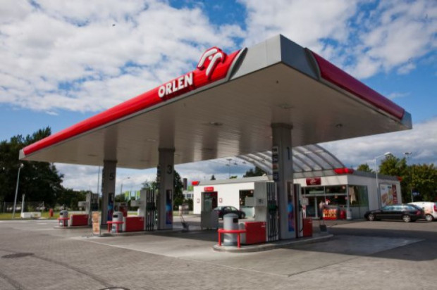 Obniżenie cen paliw na stacjach Orlenu PKN Orlen: zdecydowaliśmy o maksymalnym obniżeniu cen paliw