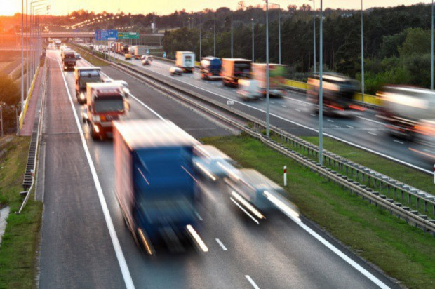 Dostawy towarów do Polski są niezagrożone; fot. shutterstock.com Minister infrastruktury: dostawy towarów do Polski są niezagrożone