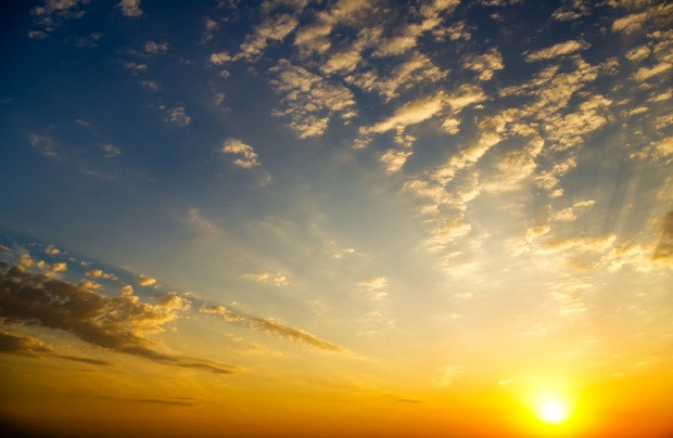 Zgodnie z wcześniejszymi zapowiedziami, jeszcze przed końcem tygodnia w pogodzie nastąpi radykalna zmiana. / fot. shutterstock W weekend nastąpi zmiana pogody. Będzie ciepło i pogodnie