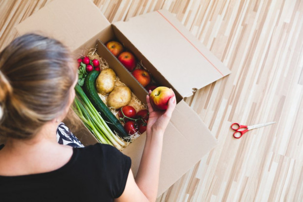 Z "Programu dla szkół", który koordynowany jest przez KOWR, trafiło do potrzebujących 358 ton żywności/ Fot. shutterstock MRiRW: żywność z programu dla szkół trafia do potrzebujących