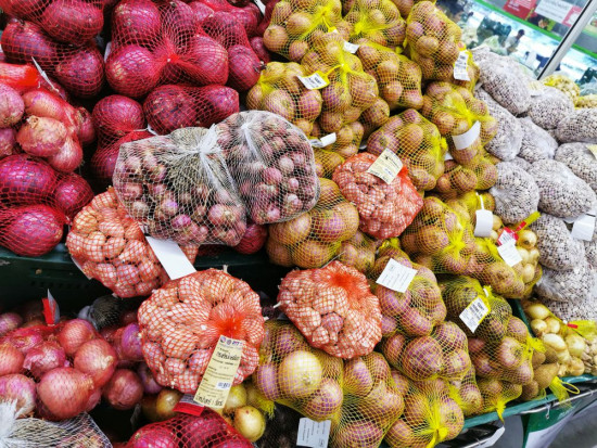 Globalny łańcuch dostaw żywności jest "poważnie zakłócony"/ fot. shutterstock Globalny łańcuch dostaw żywności jest poważnie zakłócony