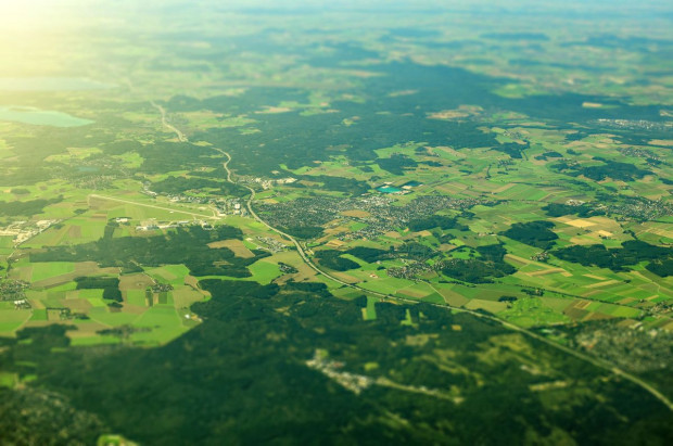 Jeszcze w tym roku satelitarne dane ocenią straty spowodowane suszą w rolnictwie, co pozwoli wyręczyć społeczne komisje / fot. shutterstock Satelity wyręczą komisje w szacowaniu strat spowodowanych suszą