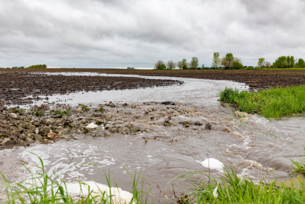Minionej doby sytuacja meteorologiczna w Polsce była bardzo niespokojna / fot. shutterstock IMGW: minionej doby sytuacja meteorologiczna w Polsce była bardzo niespokojna
