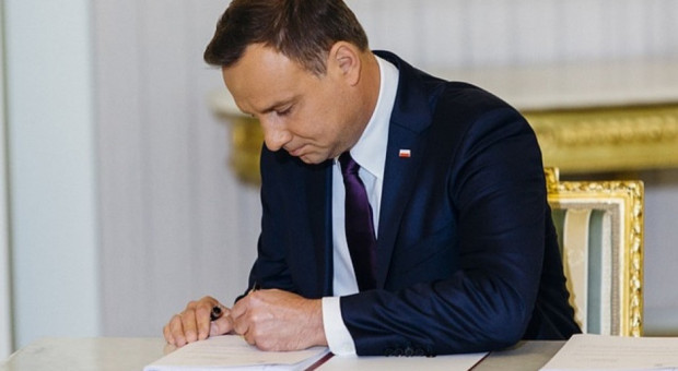 Prezydent podpisał umowę programową z Solidarnością Rolników Indywidualnych Prezydent podpisał umowę programową z Solidarnością Rolników Indywidualnych