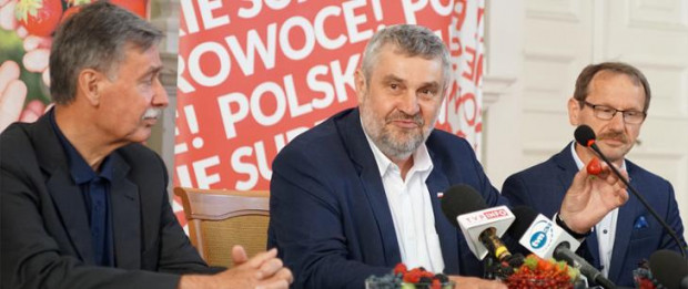 Konferencję zorganizował Krajowy Związek Grup Producentów Owoców i Warzyw/ Fot. MRiRW Ardanowski: Trzeba wyeliminować fałszowane produkty włożone w polskie opakowania