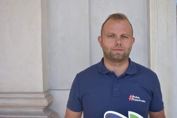 Andrzej Krupiński, prezes Stowarzyszenia Plantatorów Jagody Kamczackiej/ fot. redakcja Mniejsze zbiory i zwiększony popyt na owoce jagody kamczackiej w sezonie 2020