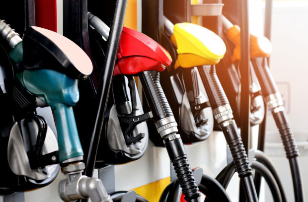 Analitycy: w najbliższym tygodniu bez obniżek na stacjach/ fot. shutterstock Analitycy: w najbliższym tygodniu bez obniżek na stacjach