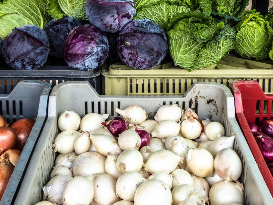 Największy wzrost oczekiwany jest w przypadku zbiorów cebuli i kapusty / fot. pixabay Produkcja warzyw w Polsce wzrośnie rdr, choć pozostanie niska na tle wcześniejszych lat