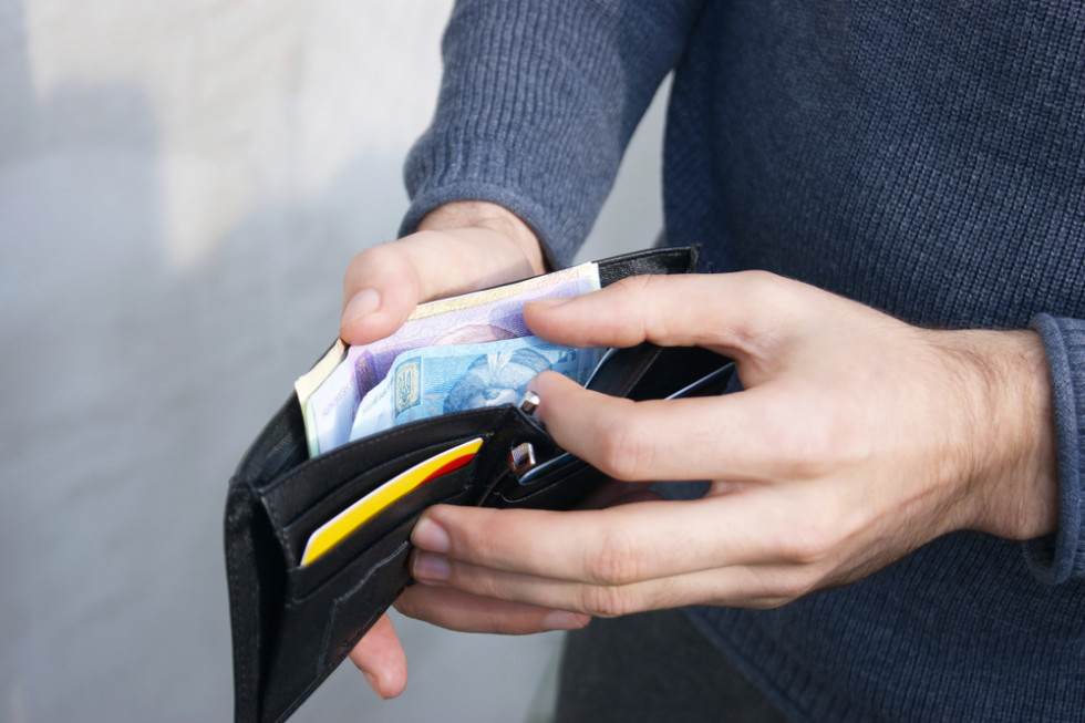 Ukraińcy wydali w Polsce zaledwie 220 mln zł/ fot.shutterstock.com Analitycy: Ukraińcy wydali w Polsce o 1,5 mld zł mniej niż w roku ubiegłym