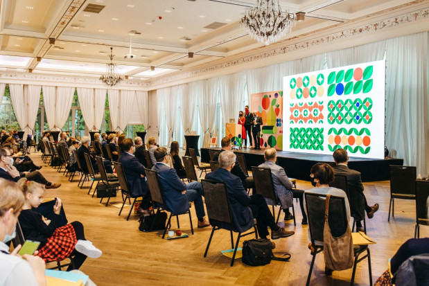 Z okazji Dnia Warzyw i Owoców liderzy produkcji sektora zaprezentowali strategię oraz nową identyfikację wizualną promocji warzyw i owoców/ fot. materiały prasowe Światowy Dzień Owoców i Warzyw pod znakiem upowszechniania zdrowego jedzenia i integracji sektora (foto +wideo)