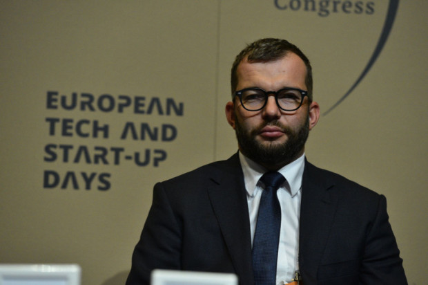Puda: 180 mln zł na pomoc dla producentów chryzantem Puda: 180 mln zł na pomoc dla producentów chryzantem