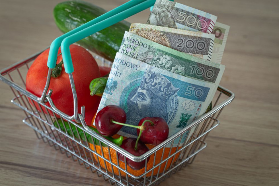 Ministerstwo rolnictwa przygotowało projekt rozporządzenia rozszerzający obowiązek raportowania cen na rynkach rolnych/ fot. shutterstock Projekt rozszerzający zakres zbierania cen produktów rolnych