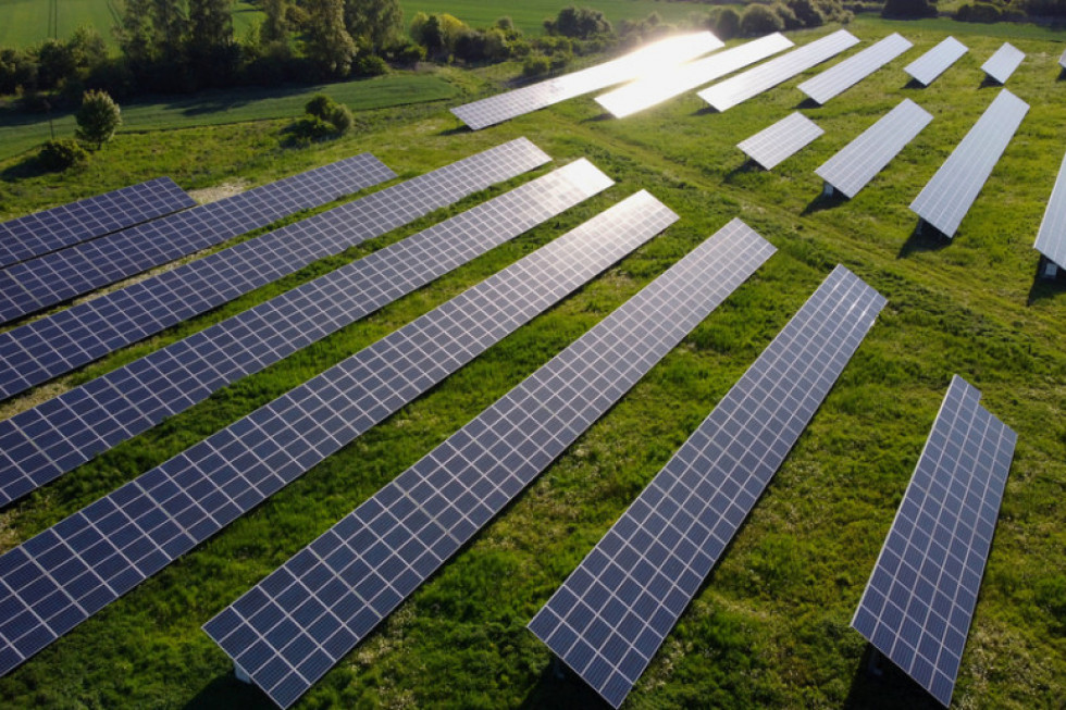 Inwestycja w odnawialne źródła energii zwraca się w ciągu 5-10 lat; fot. shutterstock.com Inwestycja w odnawialne źródła energii zwraca się w ciągu 5-10 lat