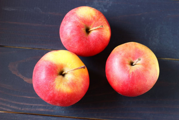 1,79 zł/kg za polskiego Idareda i Glostera; fot. shutterstock.com Lidl: 1,79 zł/kg za polskiego Idareda i Glostera